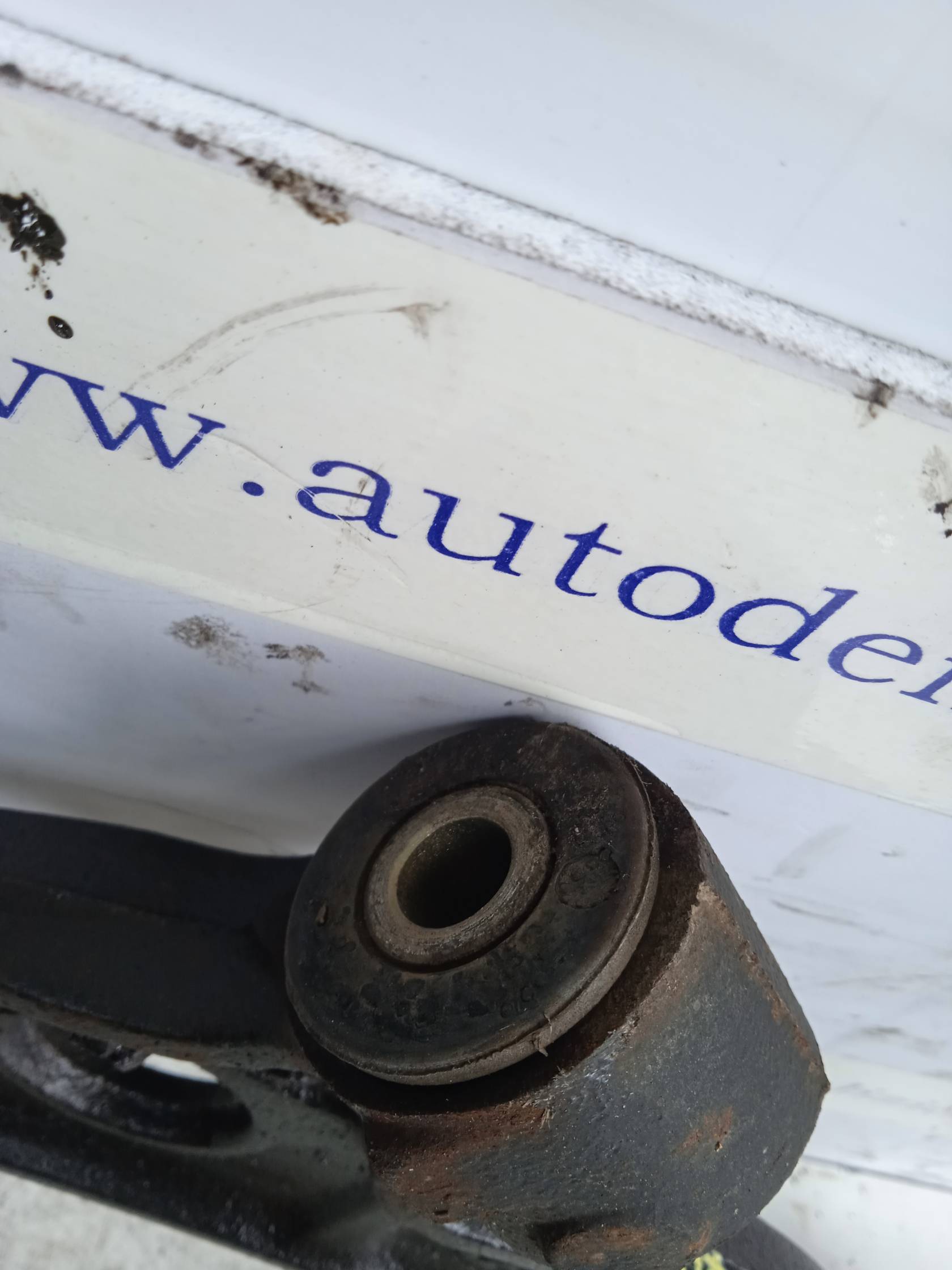 Braccio oscillante sosp. ant. sx.